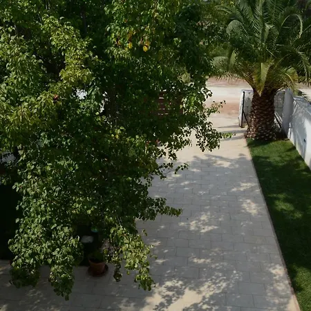 Holiday home Maria Con Piscina Nel Boomerang Village A *