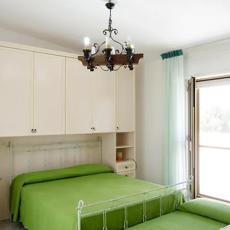 Holiday home Maria Con Piscina Nel Boomerang Village A